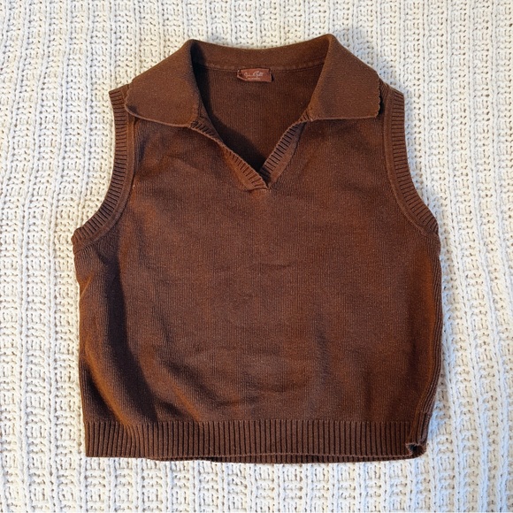 Brandy Melville Tops - cropped brown brandy melville sweater vest with collar